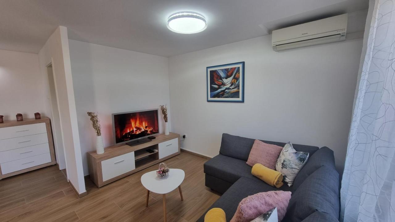Harmony Apartment 코페르 외부 사진